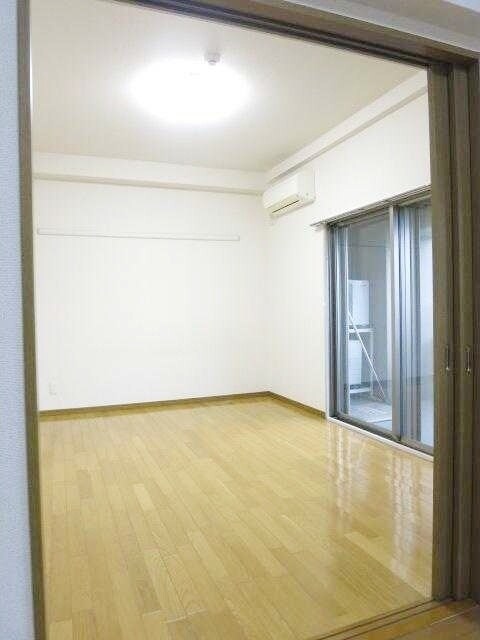 アブレスト西日暮里の物件内観写真