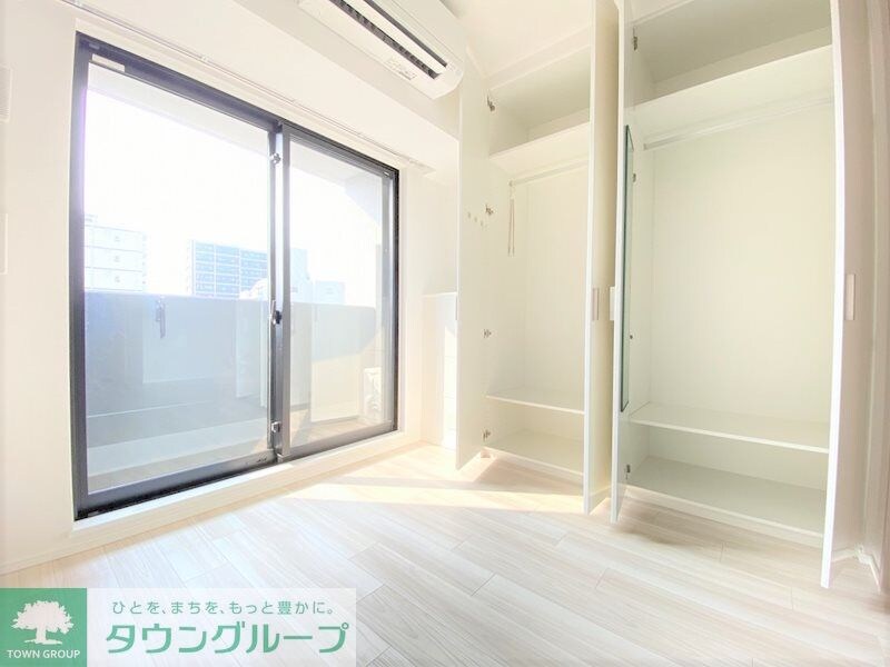 ラティエラ上野入谷の物件内観写真