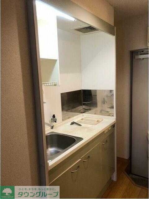 ＣＯＬＯＮＮＡ　ＭＩＬＩＡＲＥの物件内観写真