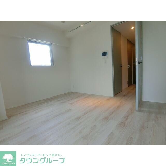 ドゥーエ西大島IIIの物件内観写真