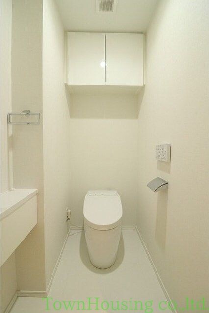 リバーレ麻布十番の物件内観写真