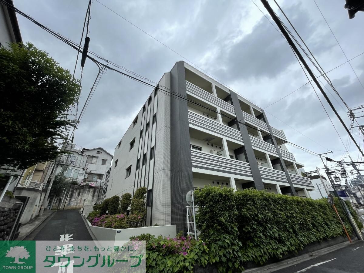 ドゥーエ参宮橋の物件外観写真