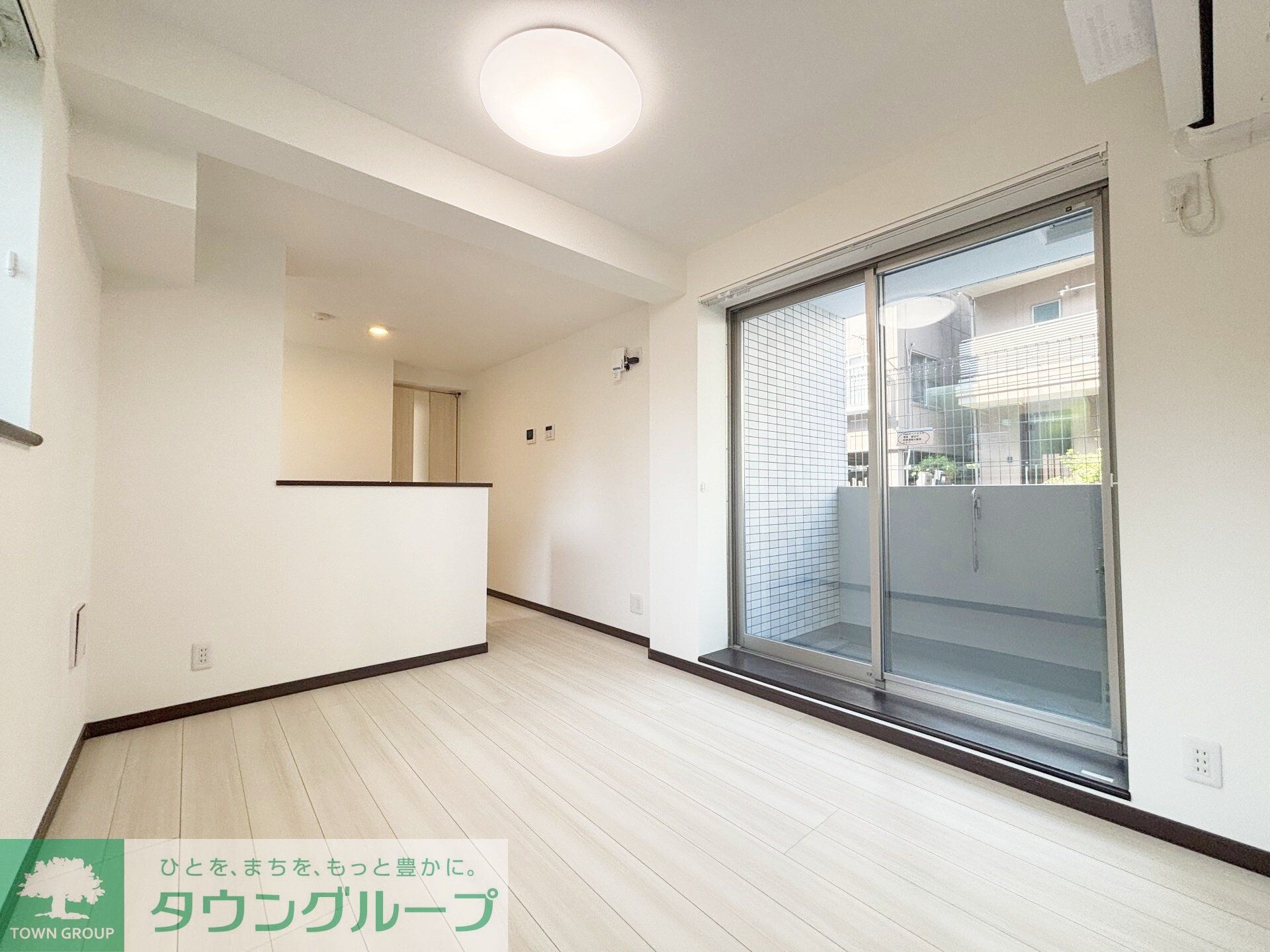 Lares East（ラレースイースト）の物件内観写真