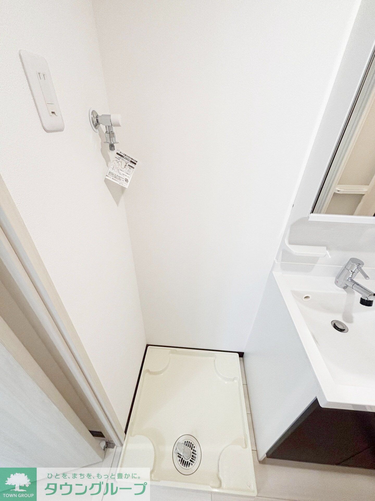 Lares East（ラレースイースト）の物件内観写真