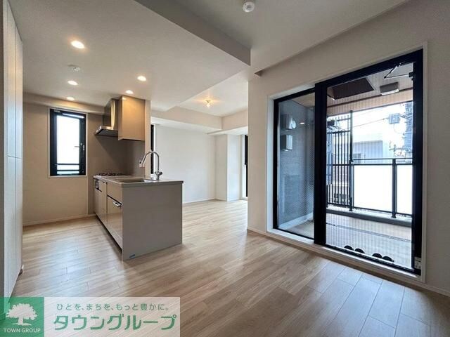 ジオ市谷仲之町の物件内観写真