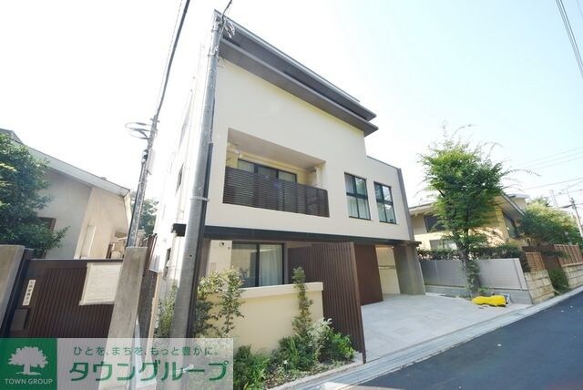 ピエール・リヴィエール白金台IIの物件外観写真