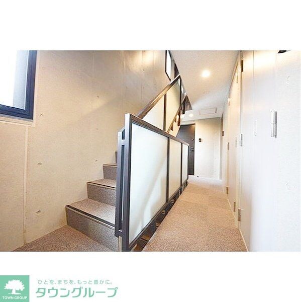 グローリオシェルト神宮前の物件内観写真