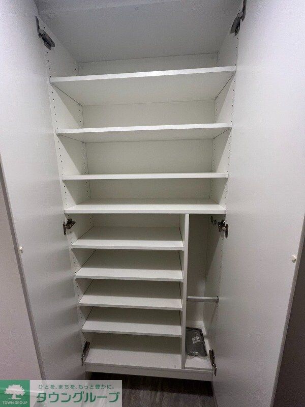 THE ROOMの物件内観写真