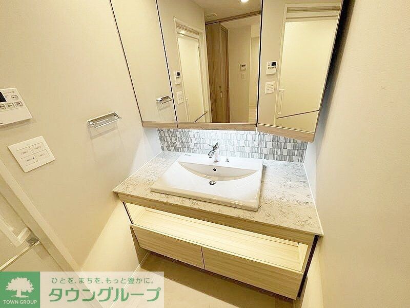 グランドゥールプレミアム代々木大山の物件内観写真