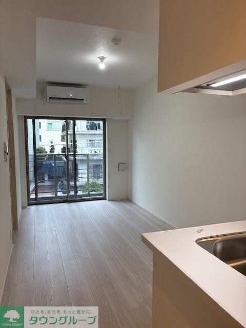 コンフォリア・リヴ南品川の物件内観写真