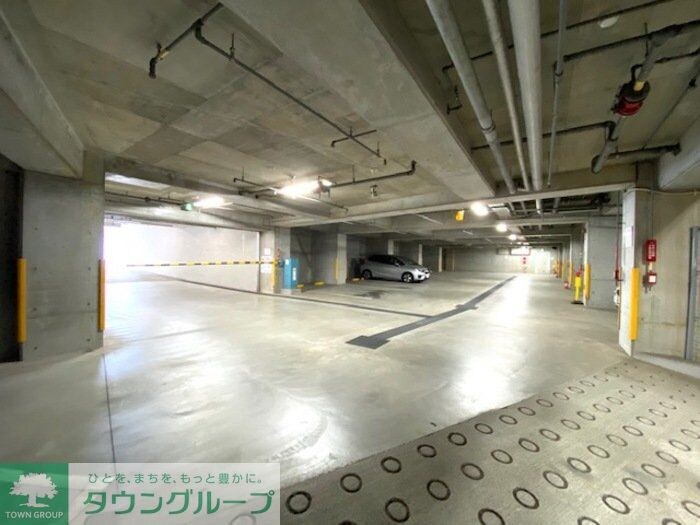 モニュメントスクウェア　弐番館の物件内観写真