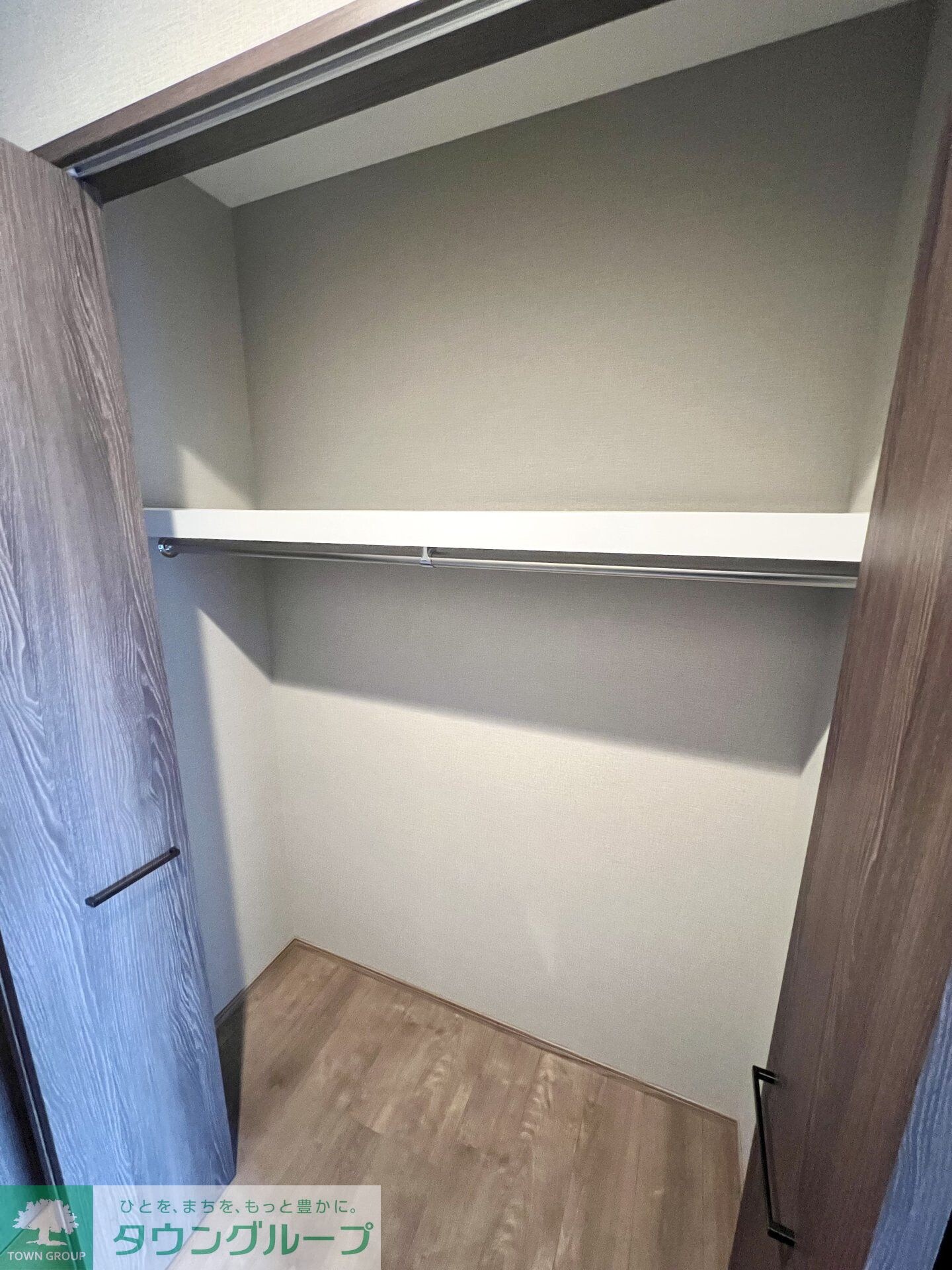 オーパスレジデンス南青山の物件内観写真