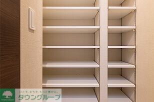 ザ・レジデンス赤坂檜町の物件内観写真