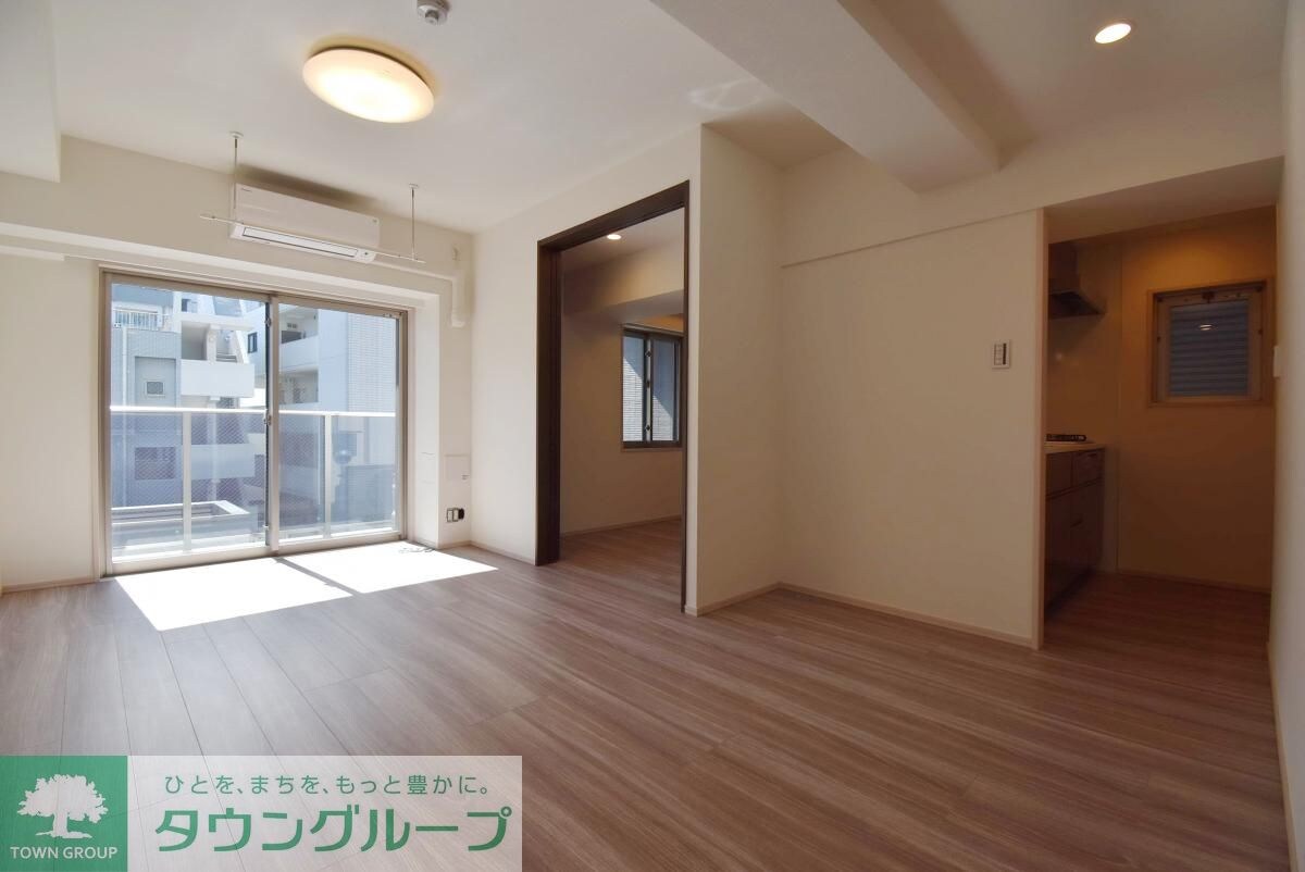 ミリアレジデンス新宿御苑の物件内観写真