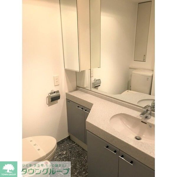 ファミールグラン銀座４丁目の物件内観写真