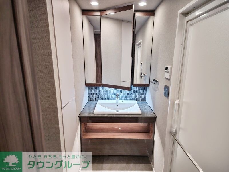 グランドゥールプレミアム代々木大山の物件内観写真