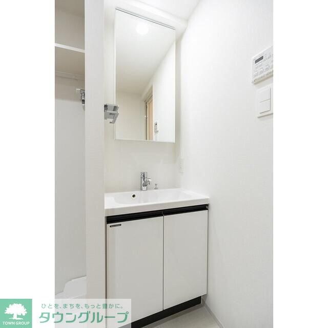 コンフォリア・リヴ下落合の物件内観写真