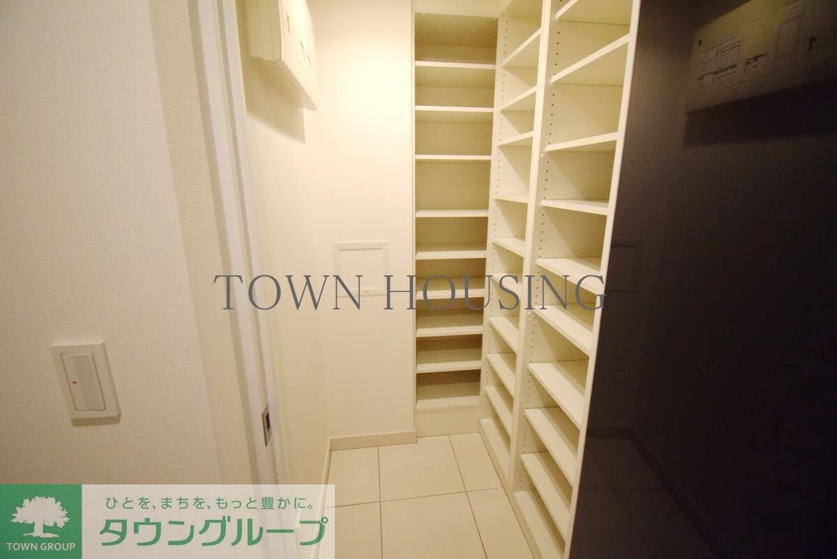 Brillia ist 西麻布霞町の物件内観写真