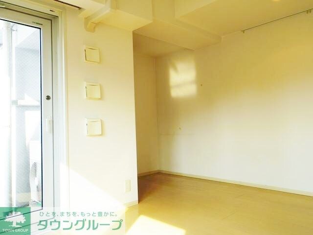 コスモリード新宿余丁町の物件内観写真