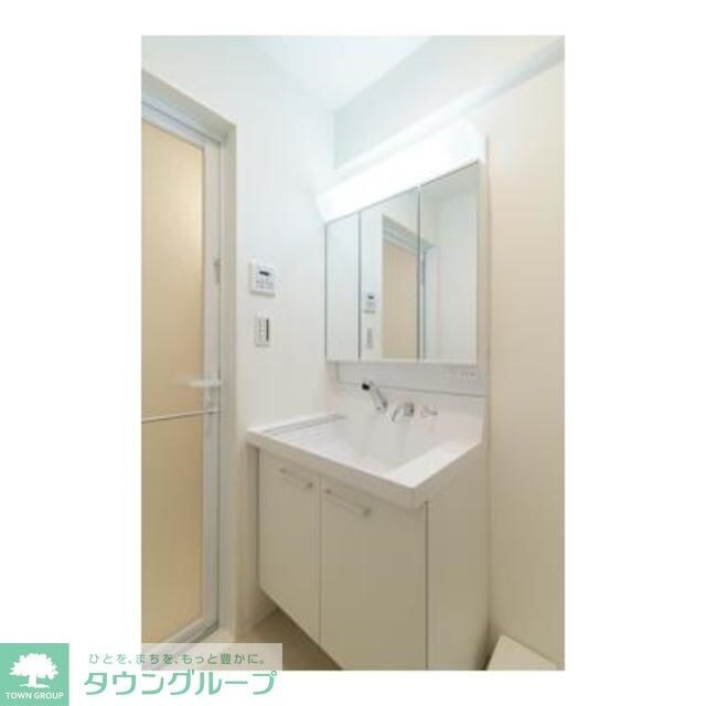 ＵＰＰＥＲ　ＦＩＥＬＤ　ＷＯＯＤの物件内観写真