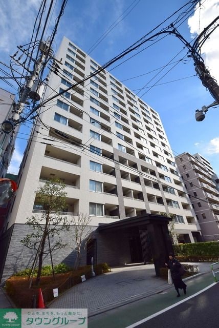 メゾンカルム本郷の物件外観写真