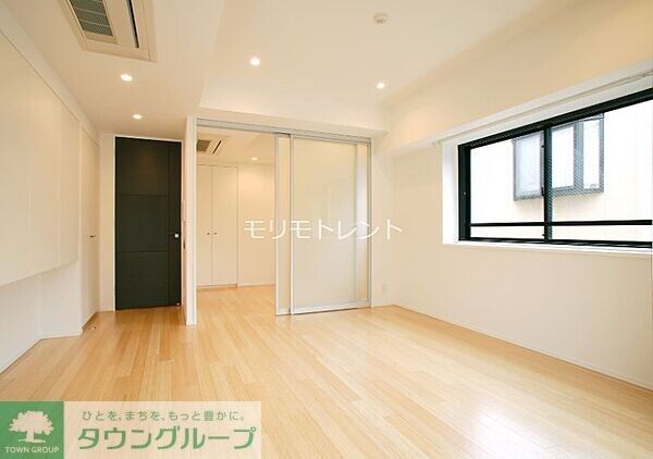 カスタリア新宿夏目坂の物件内観写真