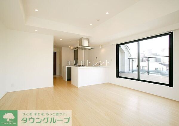 カスタリア新宿夏目坂の物件内観写真