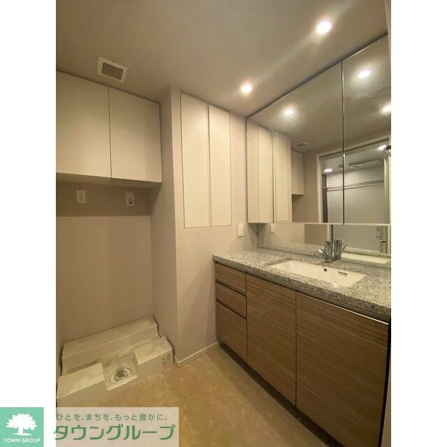 ザ・パークハウス西新宿タワー60の物件内観写真