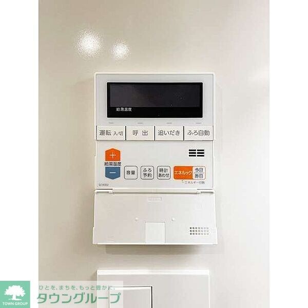 コンフォリア東新宿の物件内観写真