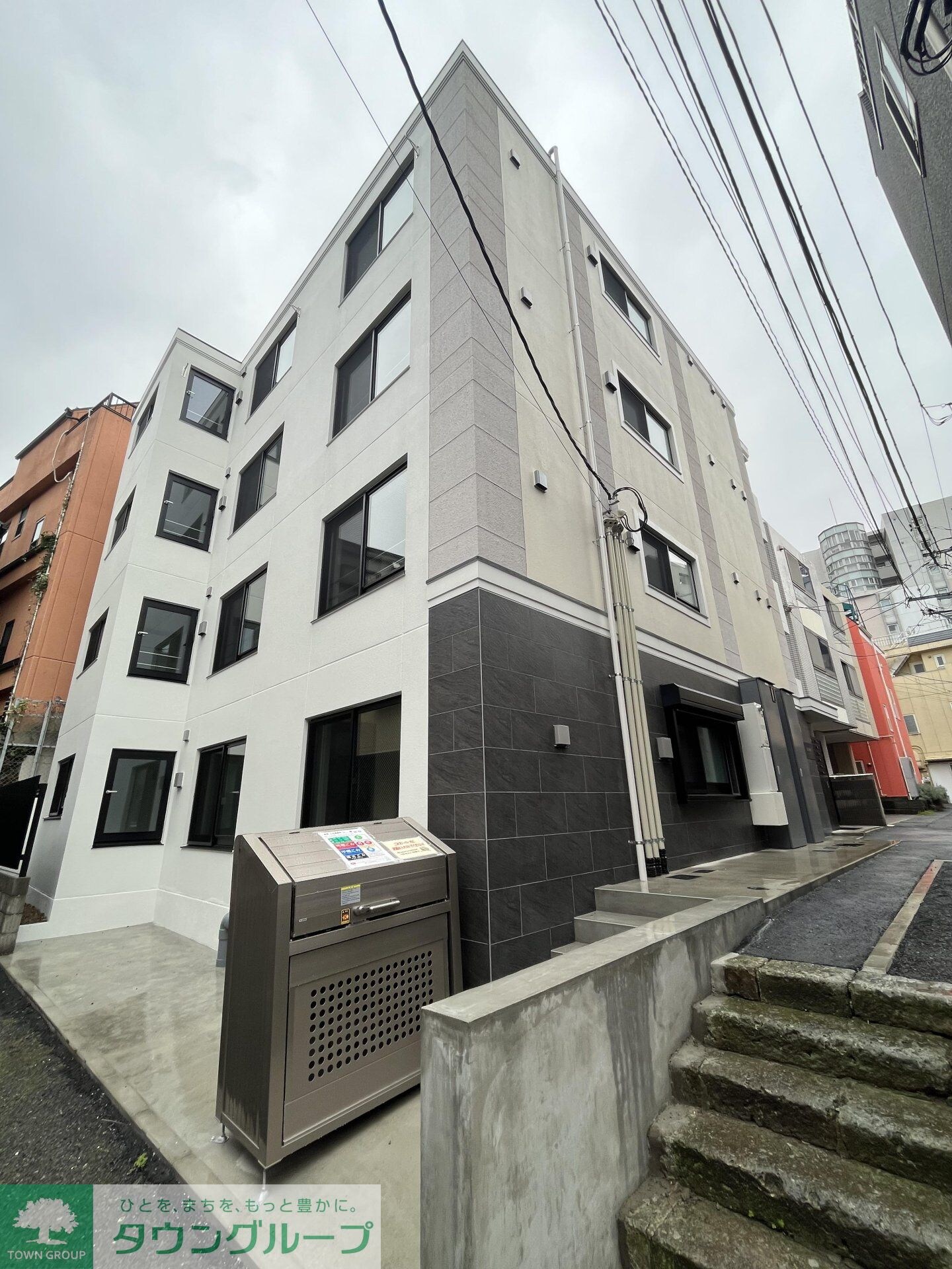 エルファーロ恵比寿の物件外観写真