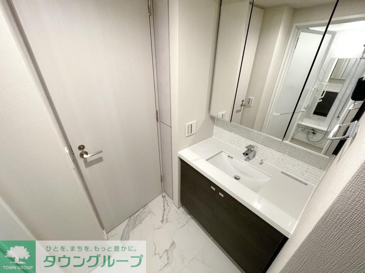 ザ・パークハビオSOHO代々木公園の物件内観写真