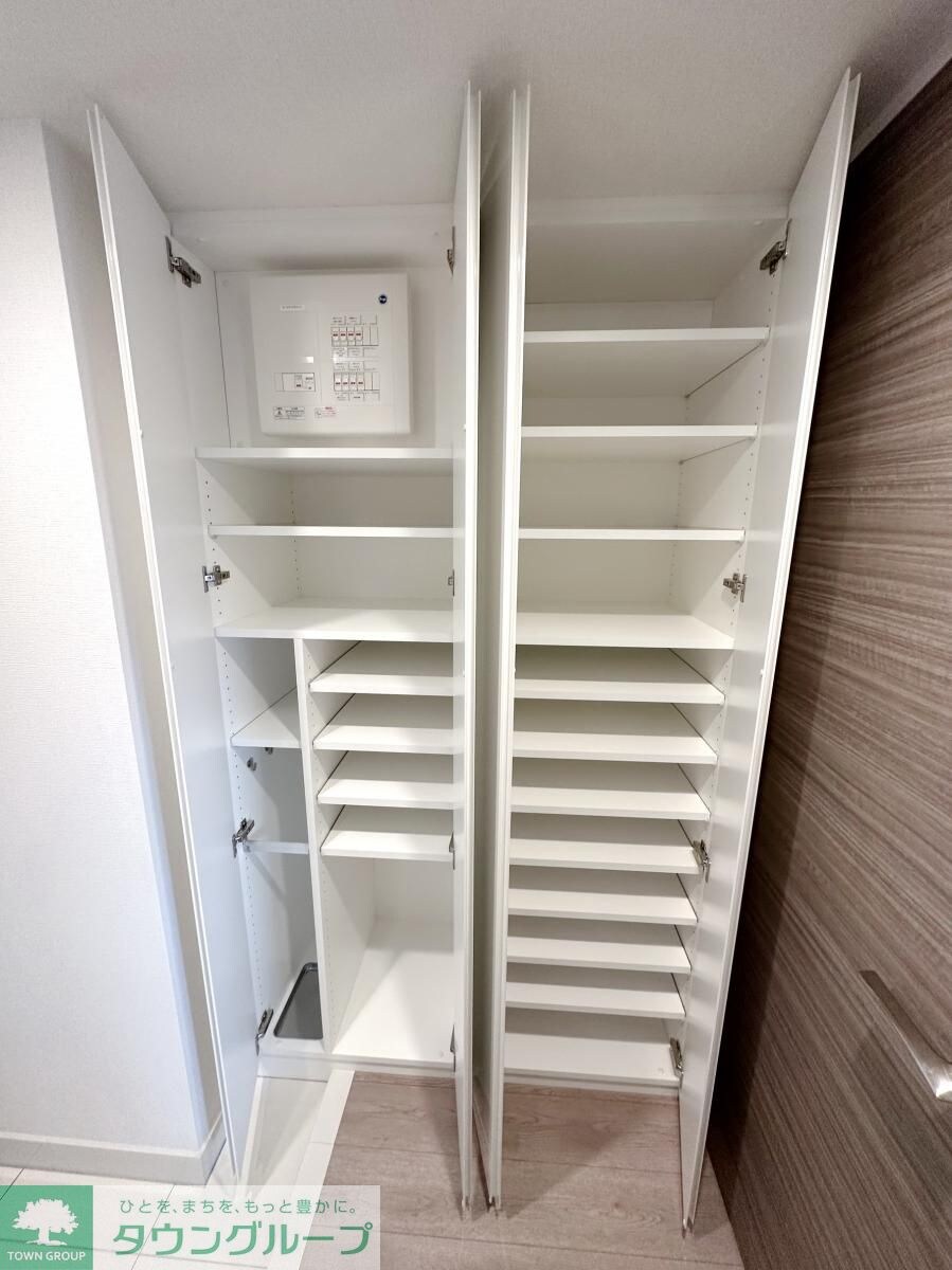 シーズンフラッツ柿の木坂の物件内観写真