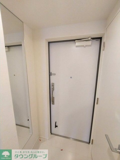 コンフォリア東新宿の物件内観写真