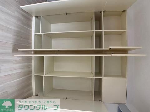 ローレルフラットの物件内観写真