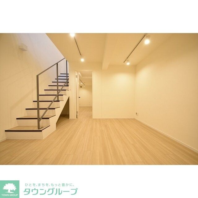 ファーヴァル代々木上原の物件内観写真