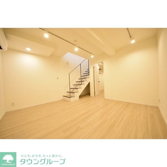 ファーヴァル代々木上原の物件内観写真