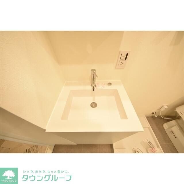 ファーヴァル代々木上原の物件内観写真