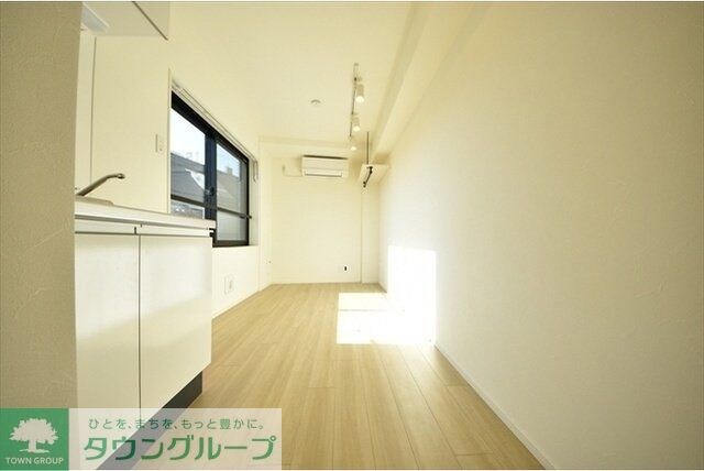 ファーヴァル代々木上原の物件内観写真