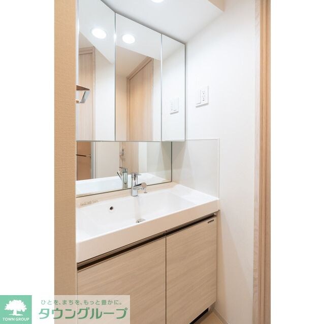 コンフォリア東葛西の物件内観写真