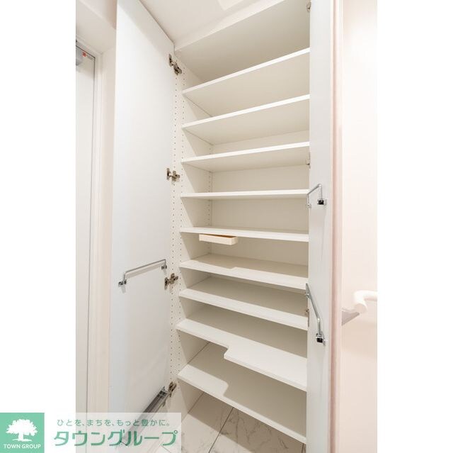 コンフォリア東葛西の物件内観写真