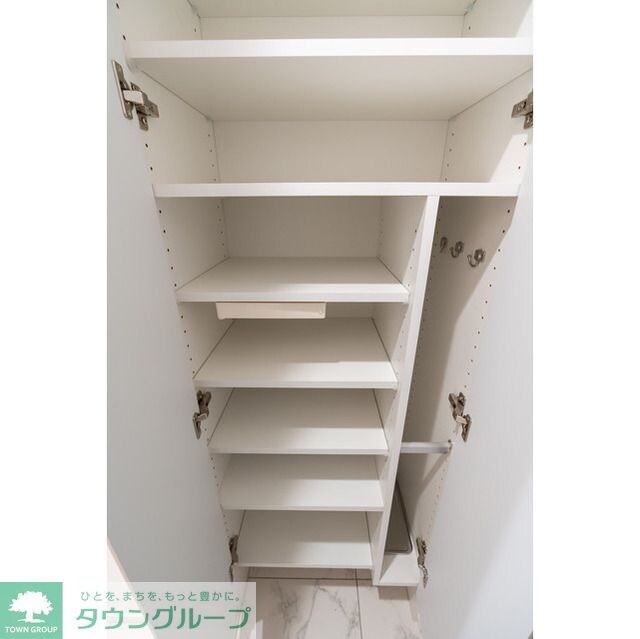 コンフォリア東葛西の物件内観写真