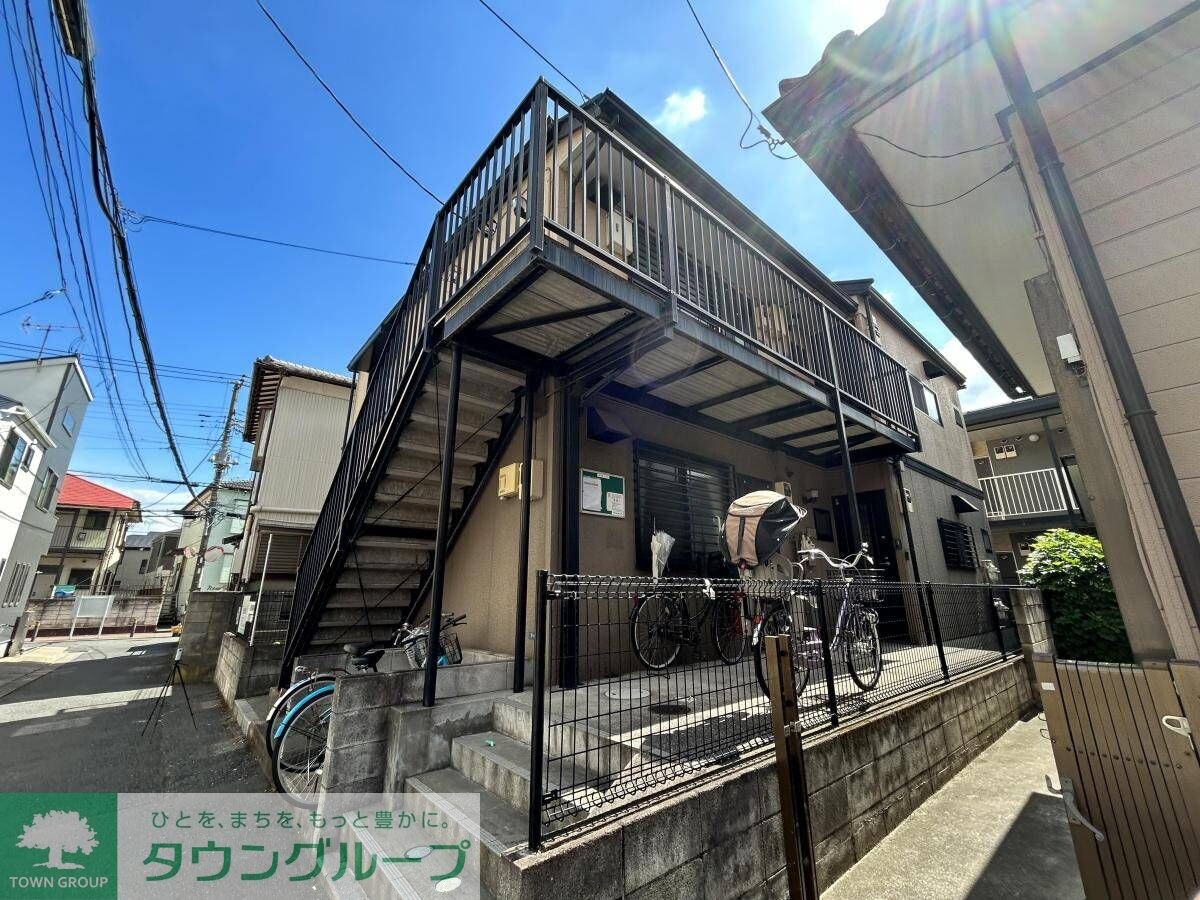 メゾンクレールの物件外観写真