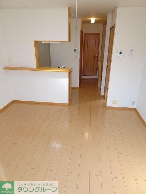 クローバーコートの物件内観写真