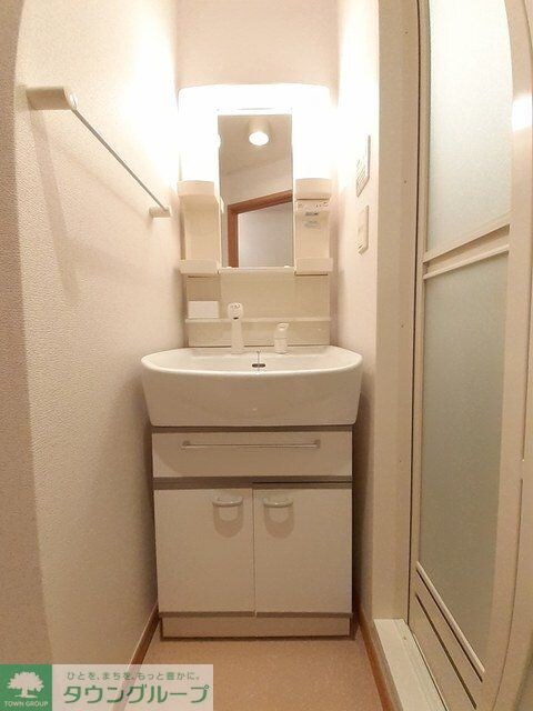 クローバーコートの物件内観写真