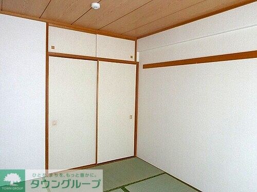 リヴィエルバーグ西大島の物件内観写真