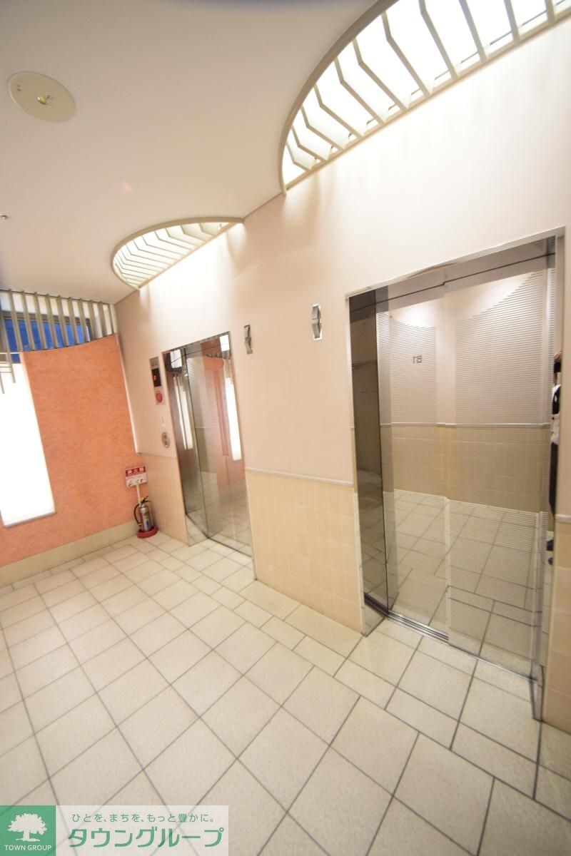 麹町クリスタルシティ西館の物件内観写真