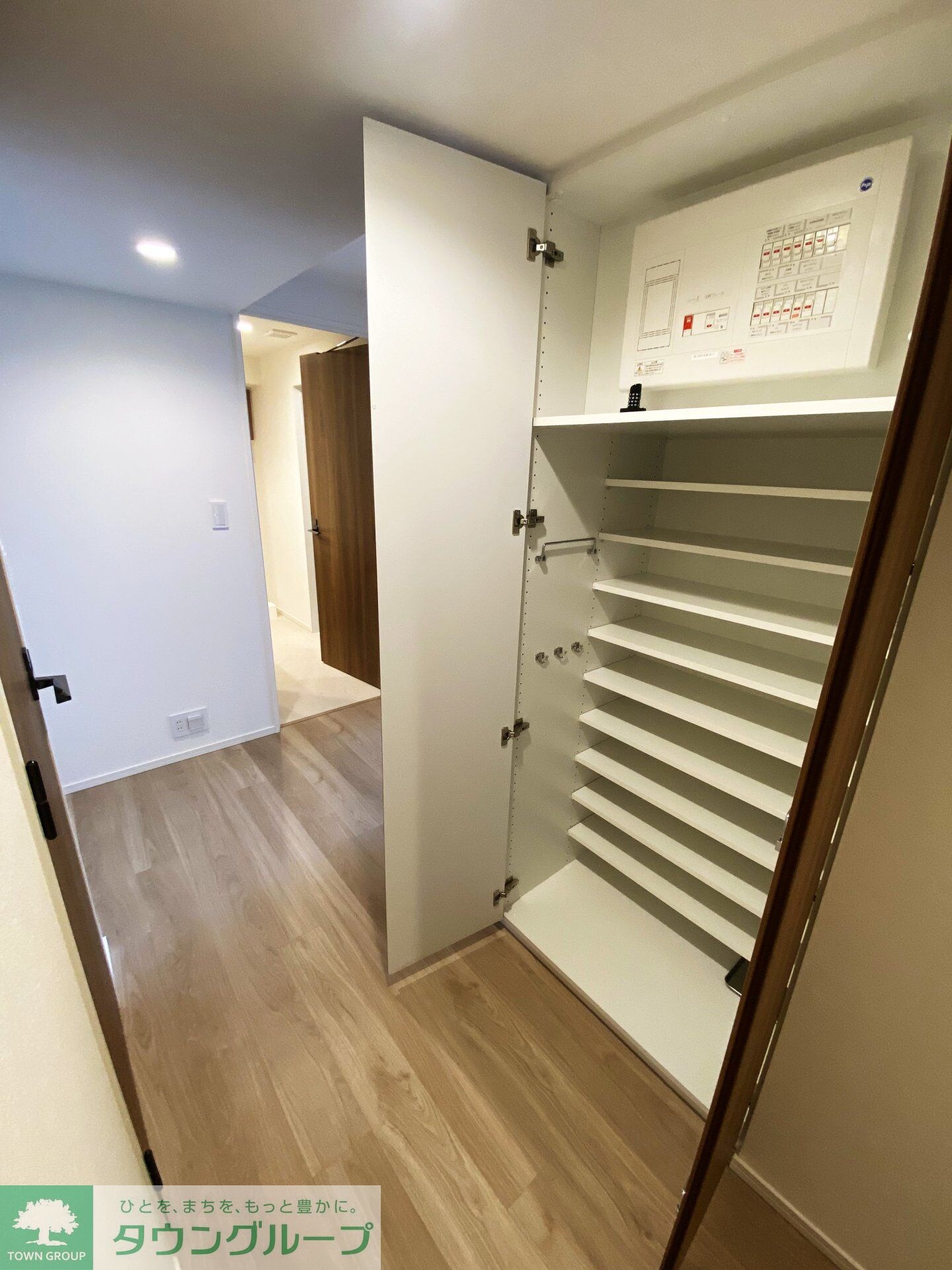 ＨＡＲＵＭＩ　ＦＬＡＧ　ＰＯＲＴ　ＶＩＬＬＡＧＥ　Ｂ棟の物件内観写真