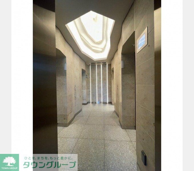 ＨＡＲＵＭＩ　ＦＬＡＧ　ＳＵＮ　ＶＩＬＬＡＧＥ　Ｔ棟の物件内観写真