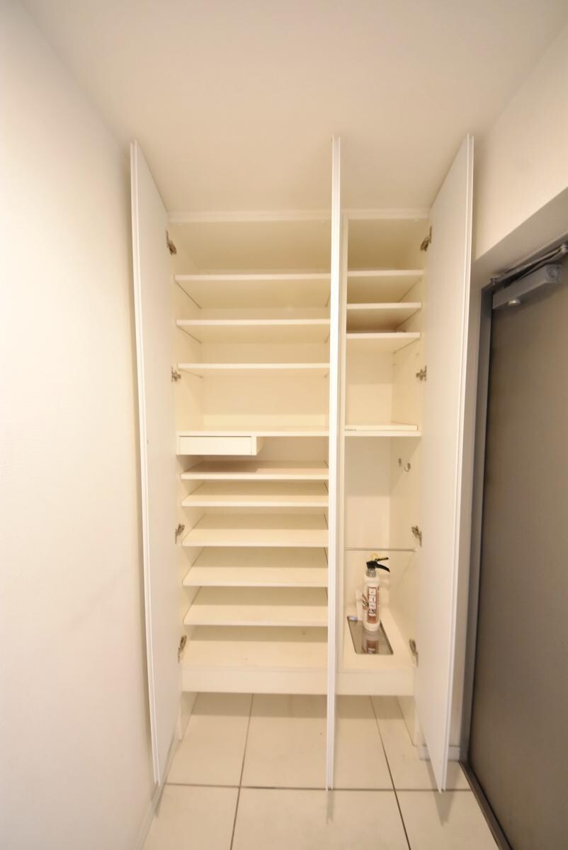 コンフォリア新川の物件内観写真