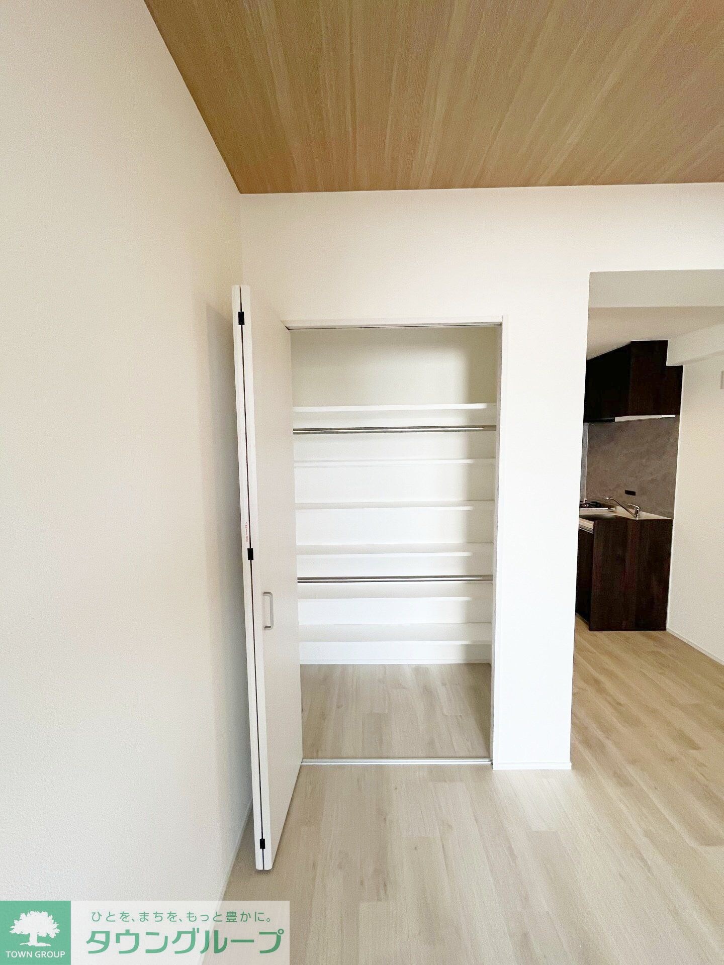 レジディア上野池之端の物件内観写真